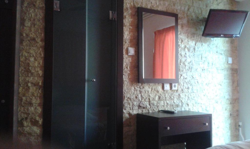 Hotel Ballas อากริอา ภายนอก รูปภาพ